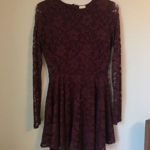 Short lace burgundy dress